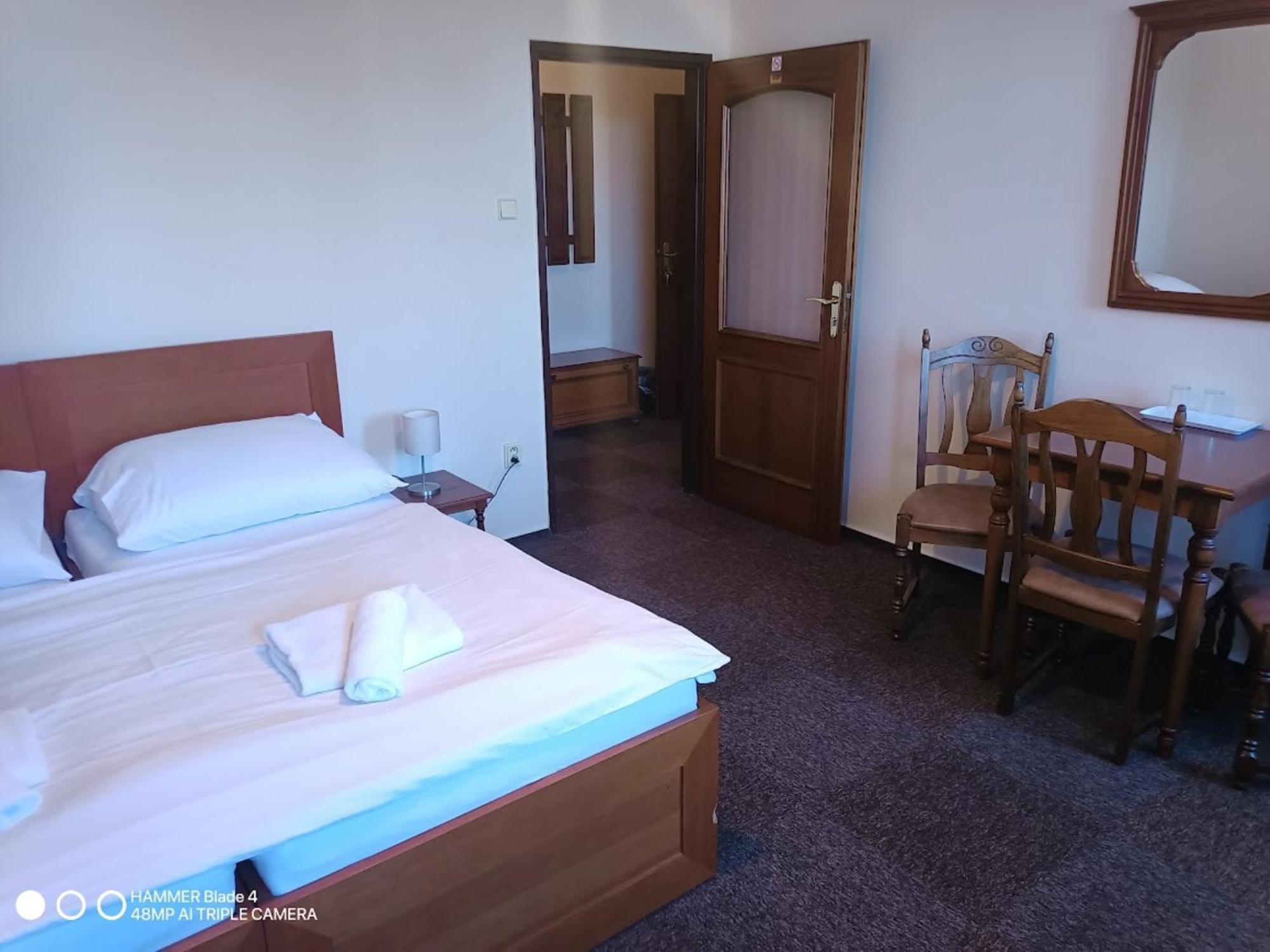 Valdštejn Hotel
